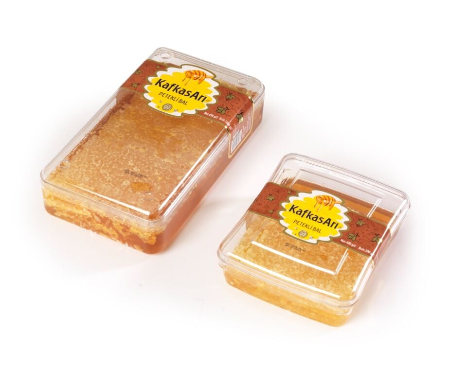 Zara Kafkas Arı 500 G Petekli Bal
